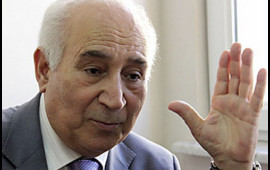 Reanimasiyaya yerləşdirilən xalq artistinin vəziyyəti necədir?