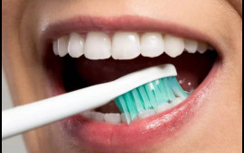 Dişləri gündə 3 dəfə fırçalamaq lazım deyilmiş  Həkimdən xəbərdarlıq