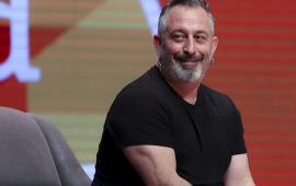 Cem Yılmaz 18 il əvvəl qəzaya uğrayan təyyarədən danışıbmış  VİDEO