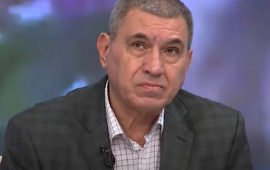 "Aclıqdan quru çörək yeyirdim"