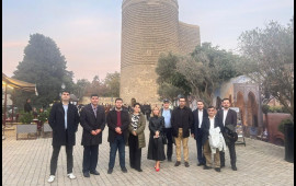 Erməni nümayəndələr Bakını gəzdilər 