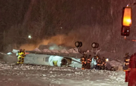 ABŞdə təyyarə qəzaya uğradı  G&ouml;yərtəsində 8 nəfər olub