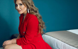 "Həyatımdakı şəxs Moskvada yaşayır"