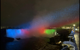 Niaqara şəlaləsi Azərbaycan bayrağının rənglərində! 
