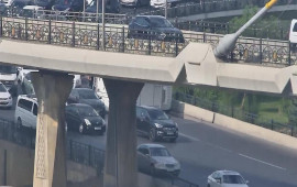 “Koroğlu” körpüsündə qəza olub, sıxlıq yaranıb 