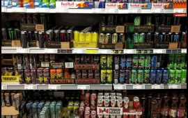 Bir qutu enerji i&ccedil;kisinin