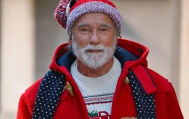 Arnold Şvartseneggeri g&ouml;rən polislər "sıraya d&uuml;z&uuml;ld&uuml;lər" 