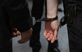 İcra baş&ccedil;ısının ke&ccedil;miş k&ouml;mək&ccedil;isi tutuldu