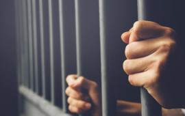 Yuxulayaraq, sərnişinin &ouml;l&uuml;m&uuml;nə səbəb olan taksi s&uuml;r&uuml;c&uuml;s&uuml;nə h&ouml;km oxundu