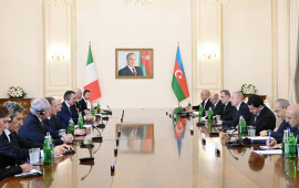 Prezident Mattarella: İtaliya Azərbaycanla dostluqdan çox fərəhlənir və bunu ən yüksək səviyyəyə qaldırmaq fikrindədir