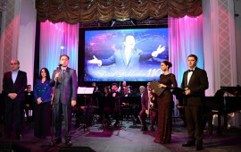 Rəşid Behbudovun 110 illik yubileyinə həsr olunmuş qala gecə ke&ccedil;irilib  FOTO