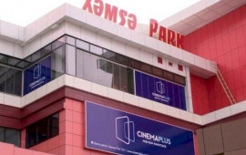 "Xəmsə Park" ticarət mərkəzində YANĞIN
