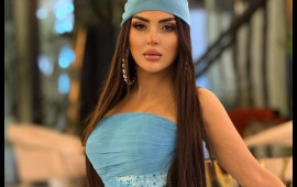 Vəfanın ifası zamanı kişinin baxışları GÜNDƏM OLDU 