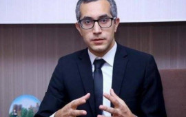 AMEA Kamran Əsədova fəxri diplomu nə vaxt verib?  A&ccedil;ıqlama