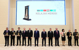 İlham Əliyev Daşkənddə "Gələcəyin İrsi" Beynəlxalq Mükafatının təqdimat mərasimində iştirak edib 