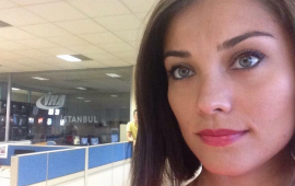 "Xəzər"in aparıcısı özündən çıxdı: "Allah səni ac qoysun, ürəyinə görə versin" 