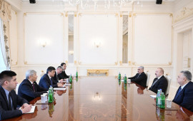 İlham Əliyev Qırğızıstan nümayəndə heyətini qəbul edib 