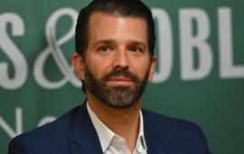 Trampın oğlu Ermənistana gedir