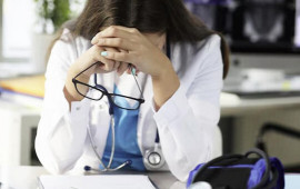 Aylarla xəstəyə baxmayan həkimlər aşkarlandı  TƏBİBdən XƏBƏRDARLIQ