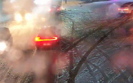 Bakıya qar yağır, bu yollarda hərəkət &ccedil;ətinləşdi  Fotolar