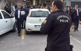 Türkiyədə məhkəmə binasında partlayış   Çox sayda yaralı var  VİDEO