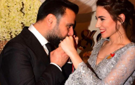 Məşhur müğənninin arvadının 50 minlik ayaqqabısı gündəm oldu 