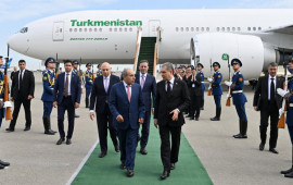 Türkmənistan Xalq Məsləhətinin sədri Qurbanqulu Berdiməhəmmədov Azərbaycana səfərə gəlib  FOTO