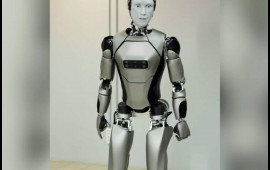 Rusiya ilk yerli robotunu hazırladı  Banklarda işlədəcəklər