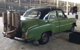 Bu avtomobil odunla işləyir