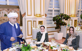 Leyla Əliyeva və Arzu Əliyeva iftar mərasimində iştirak ediblər 