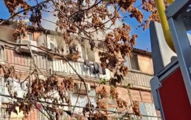 Bakıda yataqxanada yanğın, təxliyə edilənlər var  VİDEO