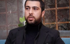 Namiq Qaraçuxurlu xanımı ilə paylaşım etməsindən danışdı