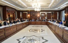 Milli Məclisin İnsan h&uuml;quqları komitəsində yeni &ldquo;Uşaq h&uuml;quqları haqqında&rdquo; qanun m&uuml;zakirə edilib 