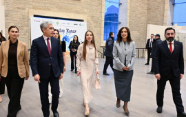 Daş Salnamə Muzeyində &ldquo;&Ccedil;ər&ccedil;ivədən kənar&rdquo; adlı inkl&uuml;ziv incəsənət sərgisi a&ccedil;ılıb 